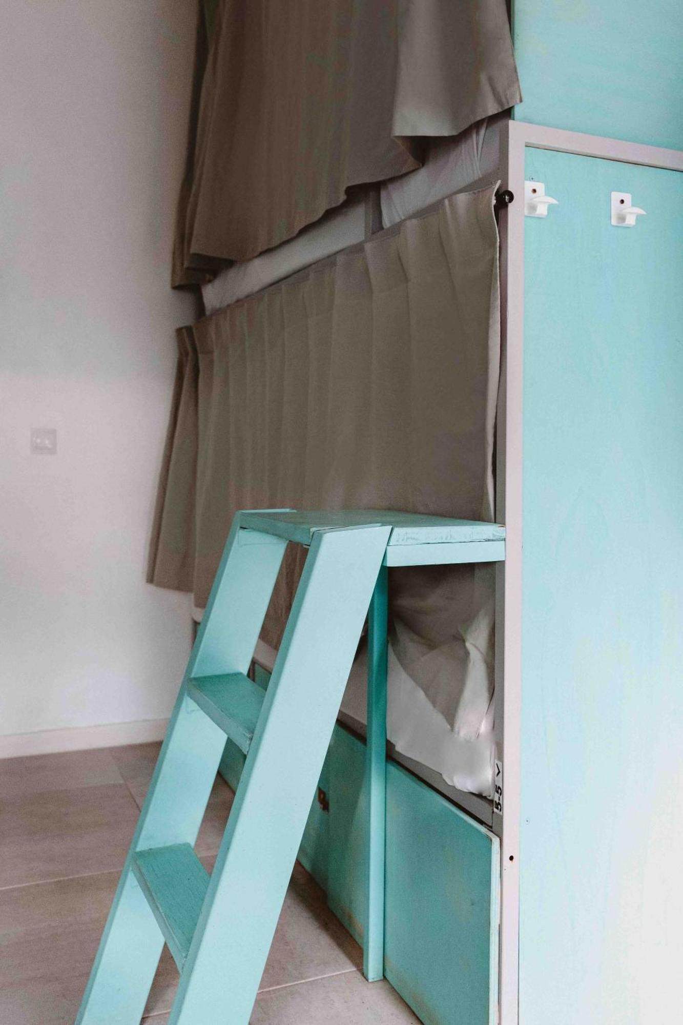 Bunk Bed Mixed Dormitory Room
