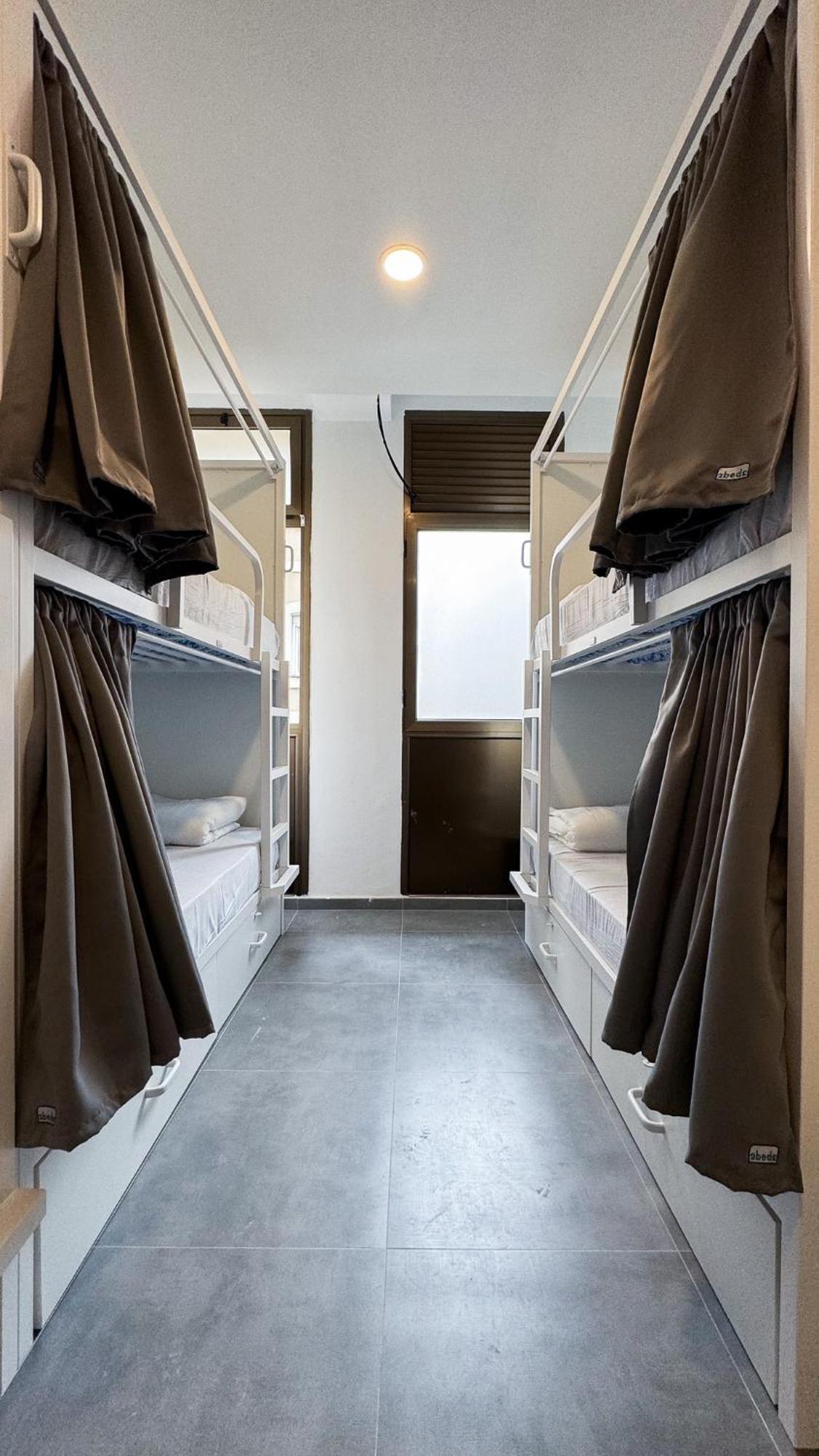 Quadruple Room Private Bathroom