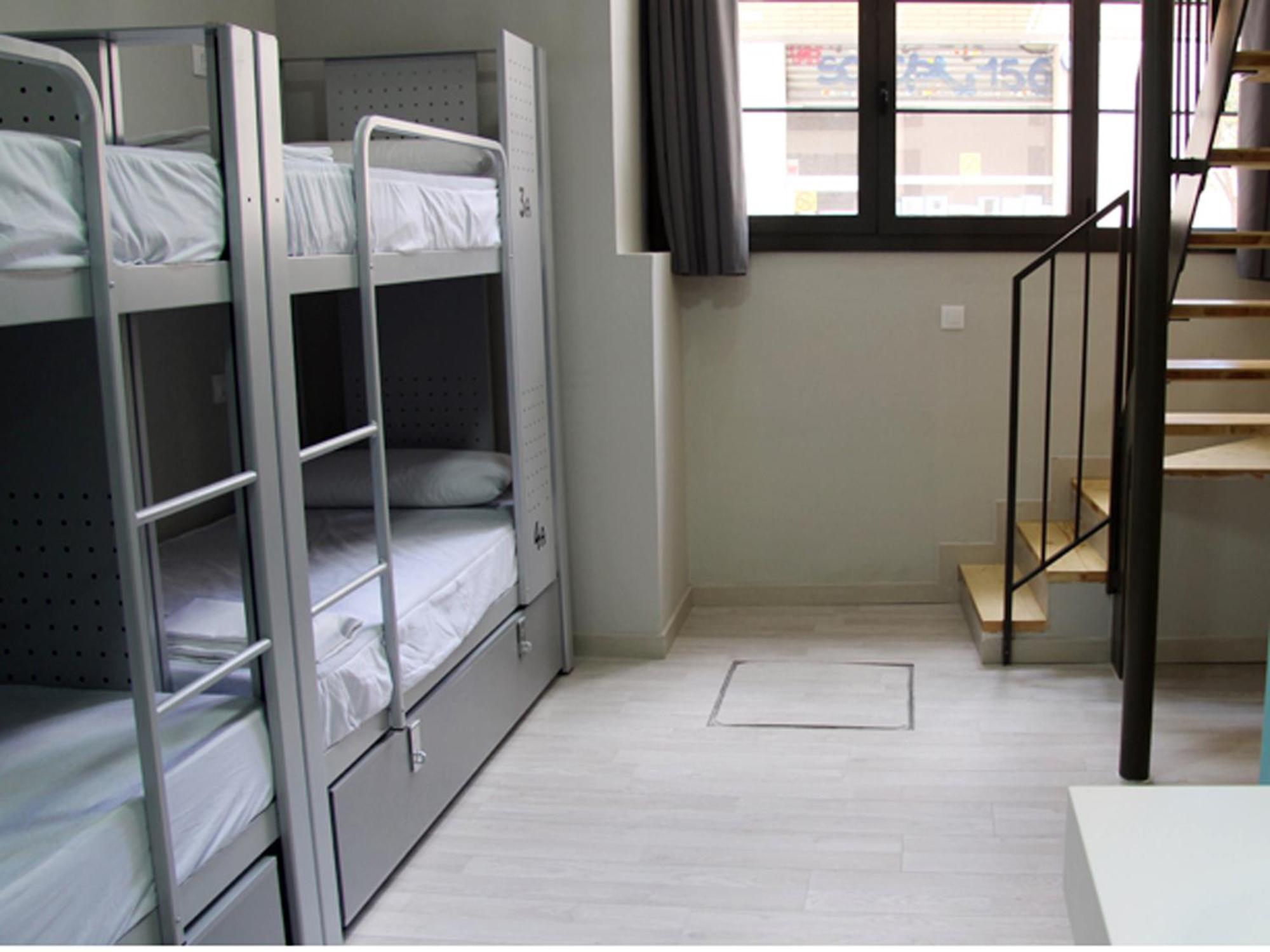 Bed 10-Bed Mixed Dormitory Room