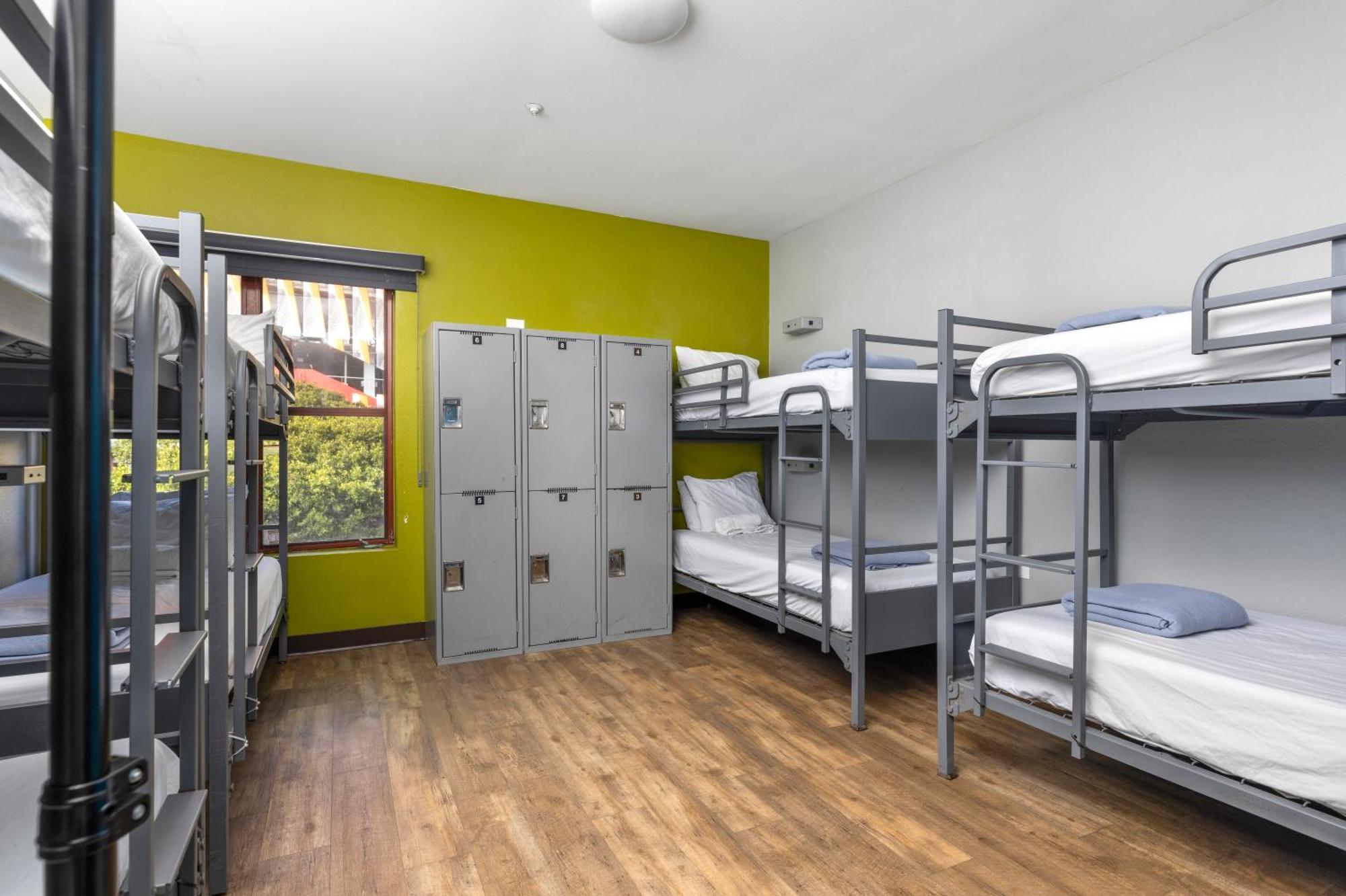 Bed Women's 8-Bed Dormitory