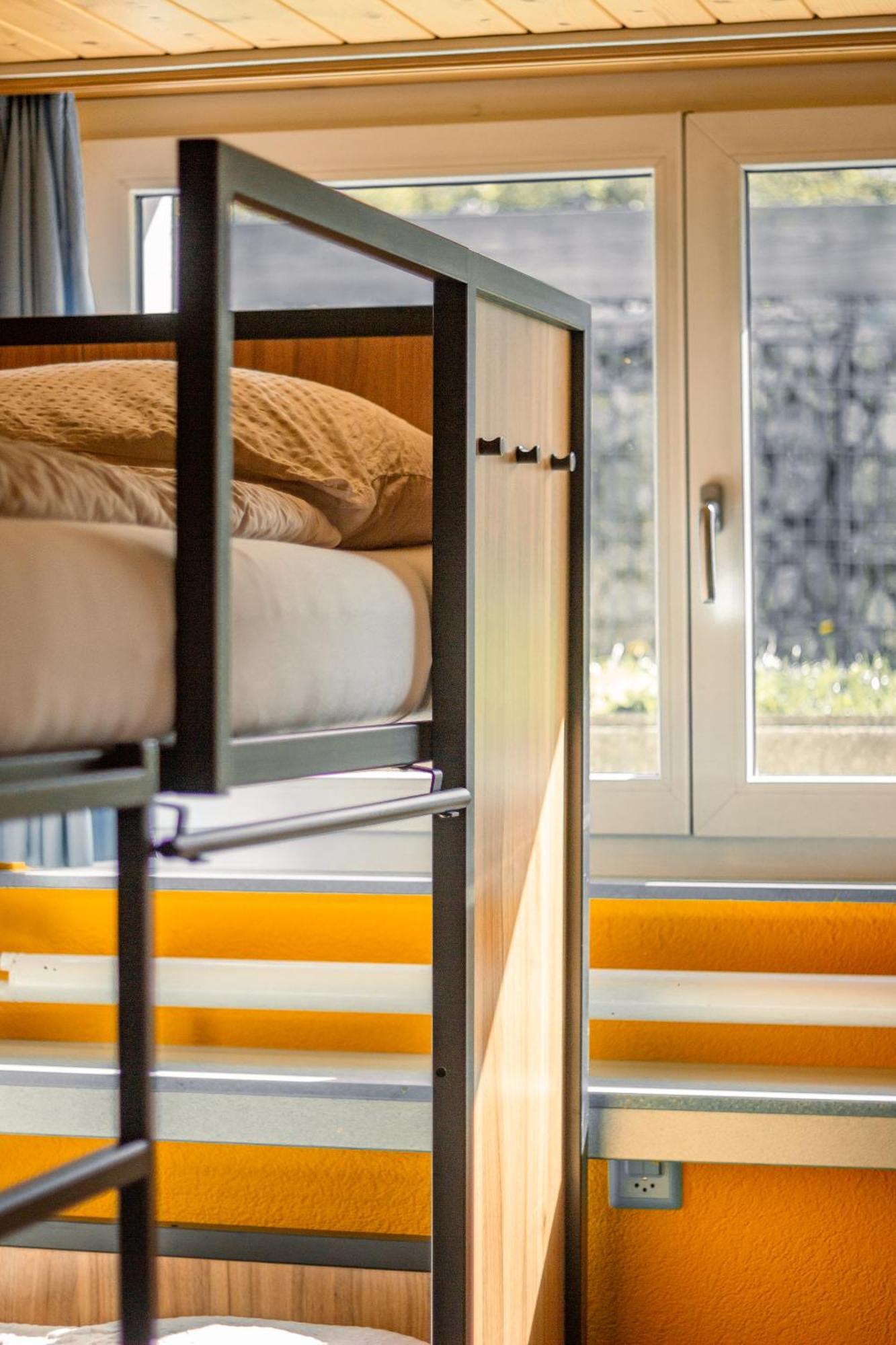 Bed in 6-Bed Dormitory Room with Shared Bathroom,1592884599:JPEG