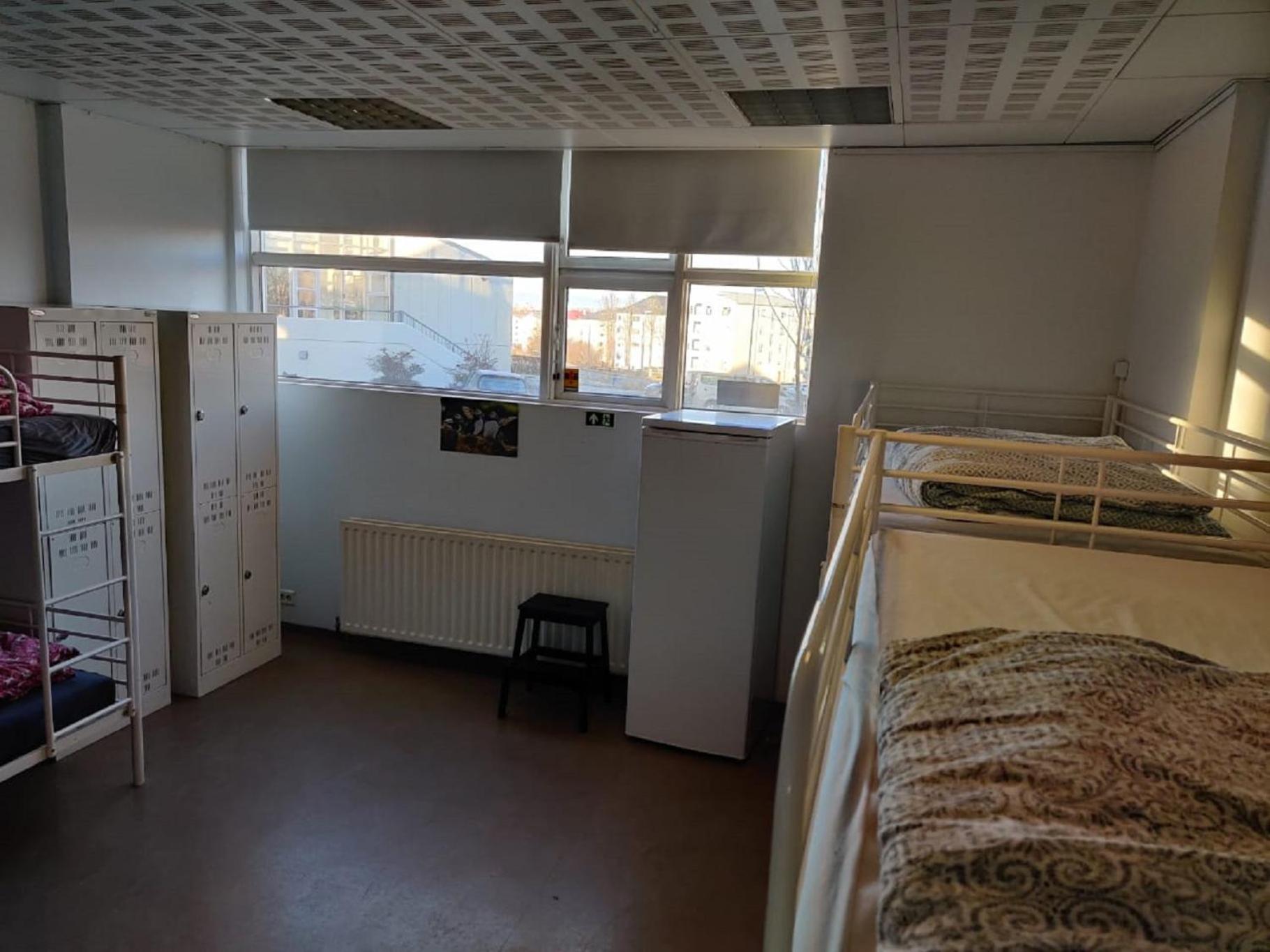 Bed 8-Bed Dormitory Room