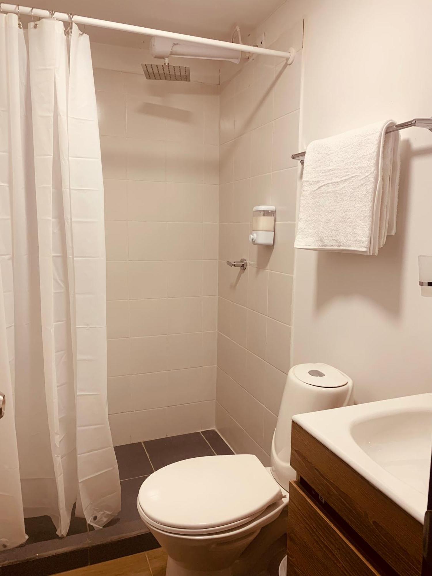 Quadruple Room Private Bathroom