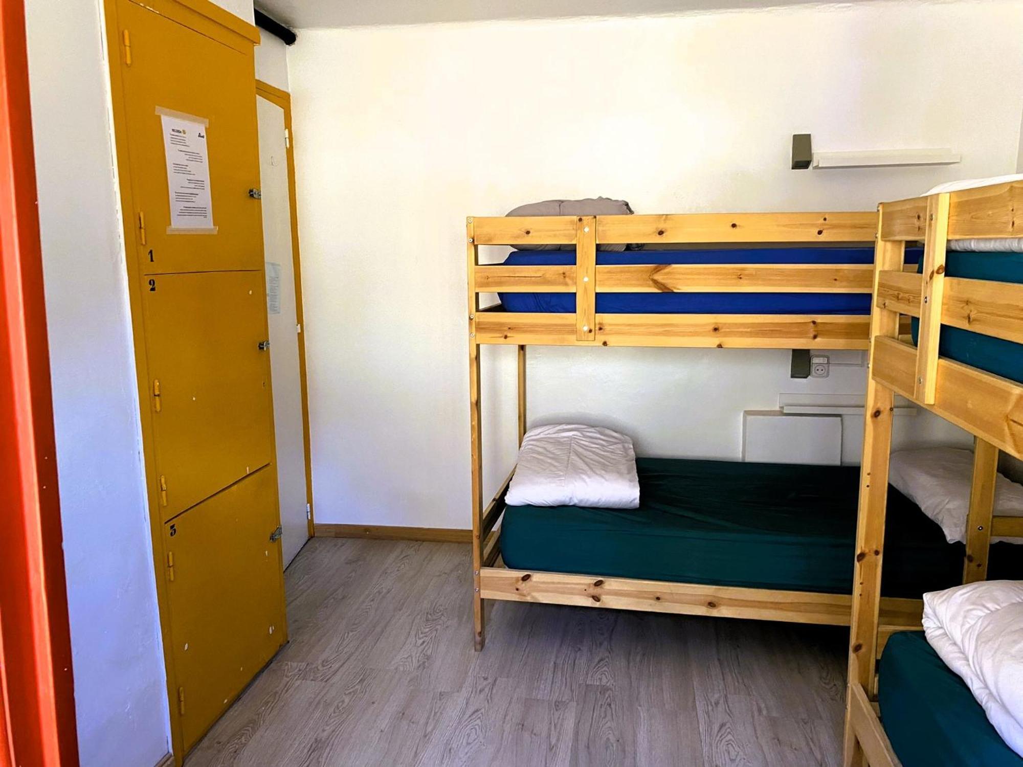 Bed 4-Bed Dormitory Room