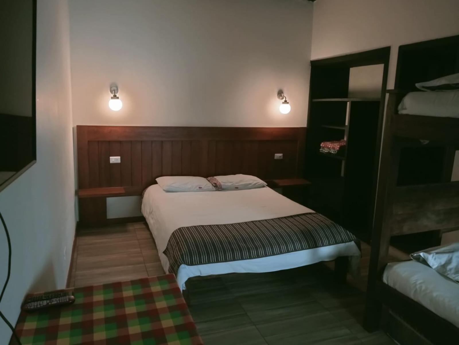 Habitación Cuádruple con baño