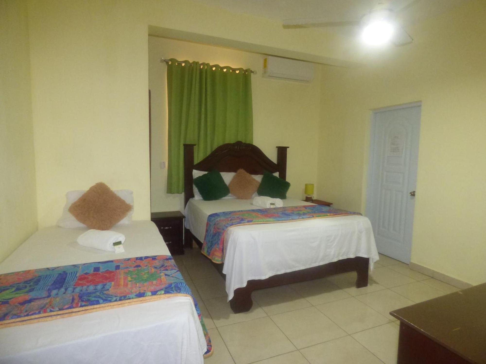 Habitación Triple Económica