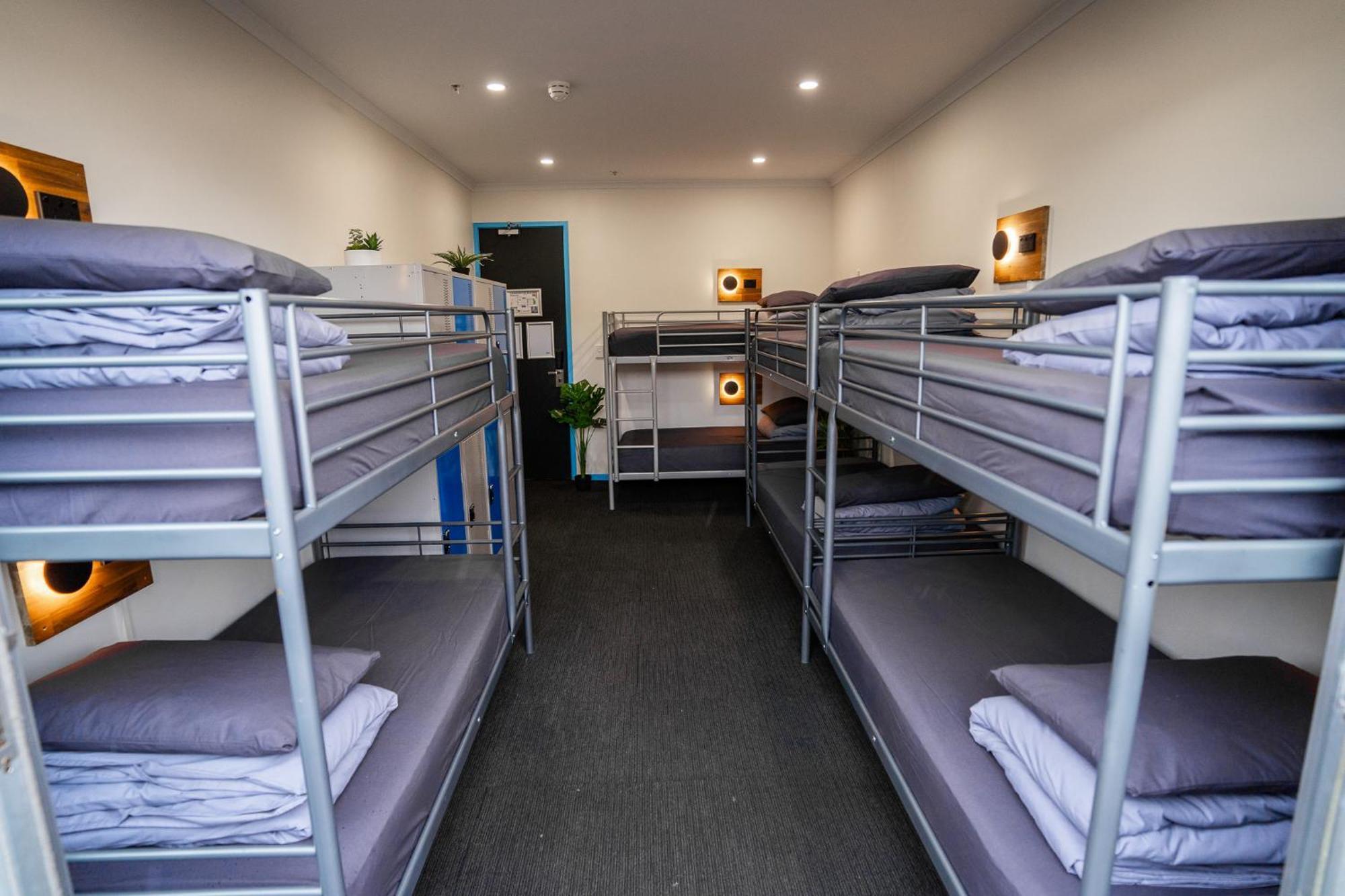 Bed in 8-Bed Mixed Dormitory Room with Shared Bathroom (ages 18-35 years only)