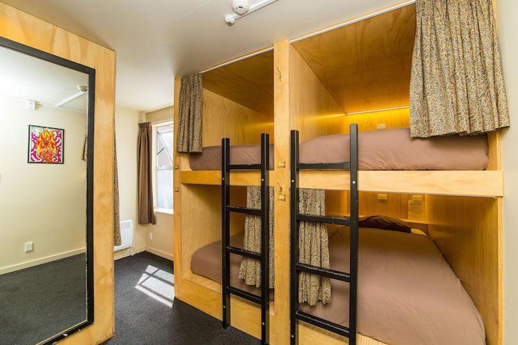Private 5 Bed Female Only Dorm - Ensuite