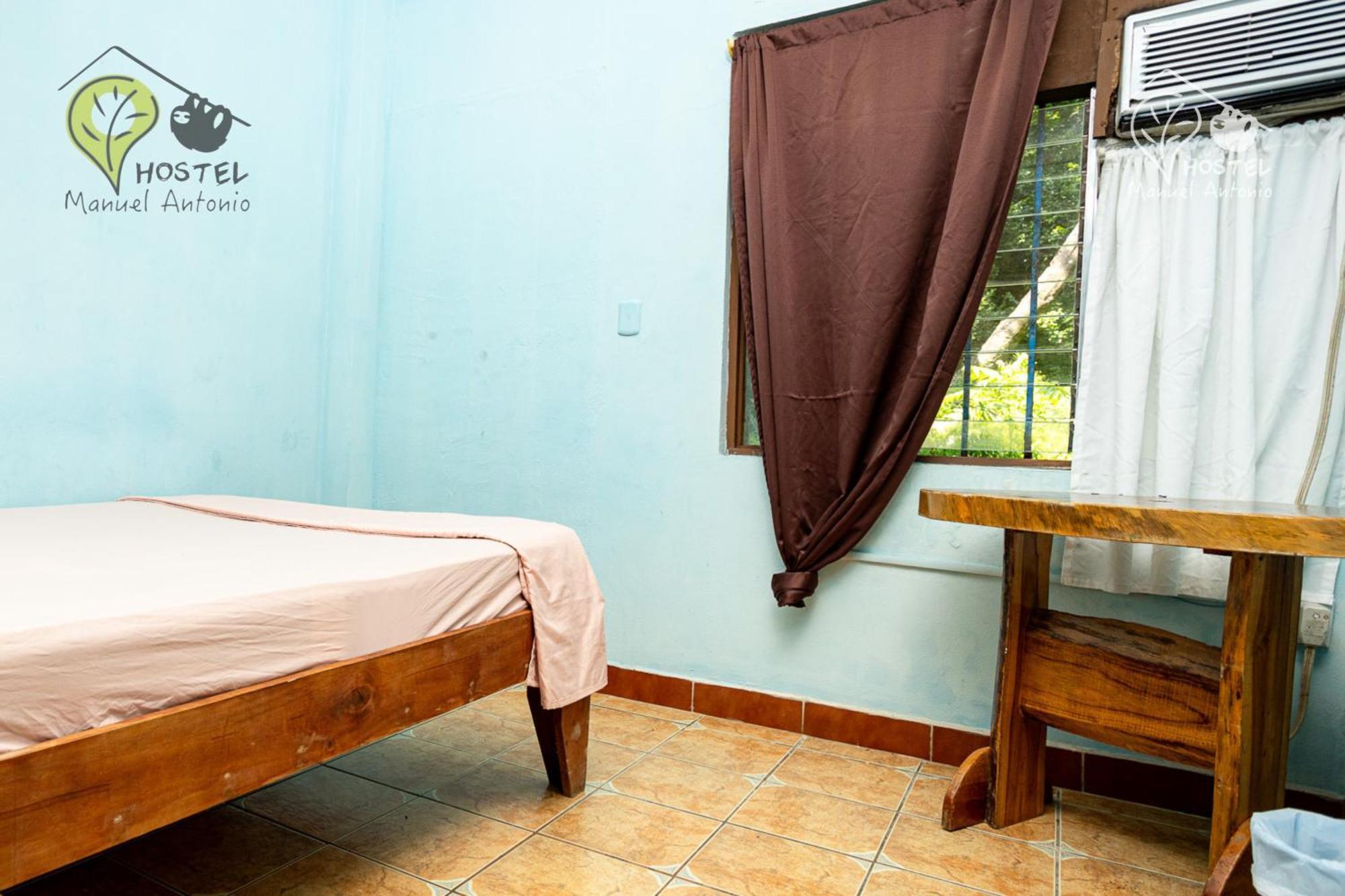 Habitación Doble con baño compartido