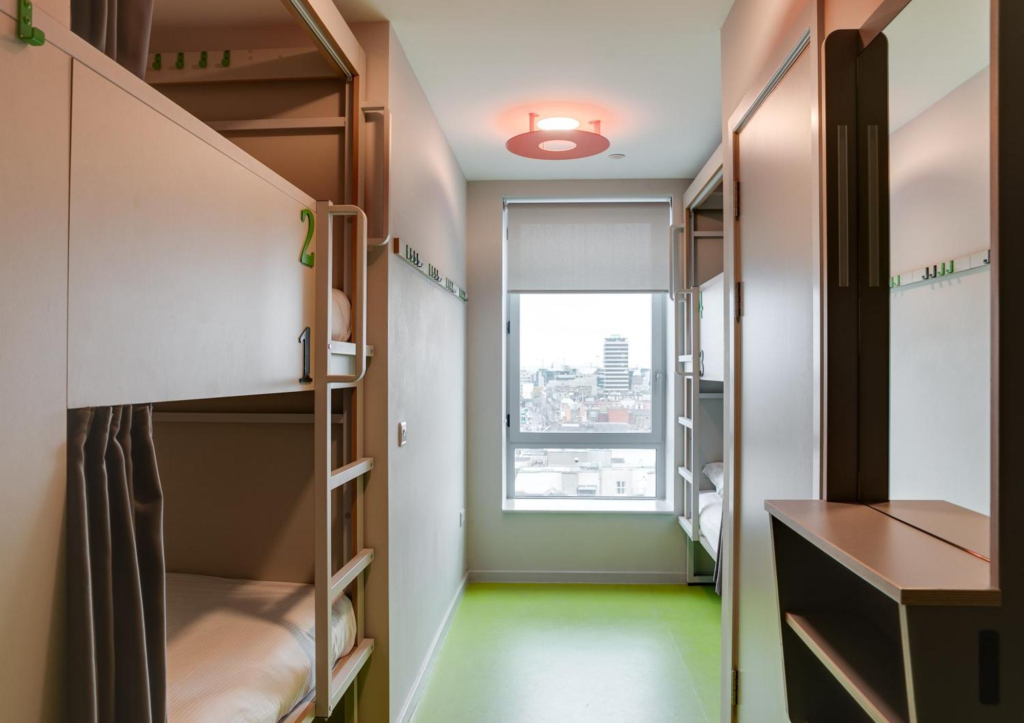 Bed 4 6 Bed Female Dormitory Room