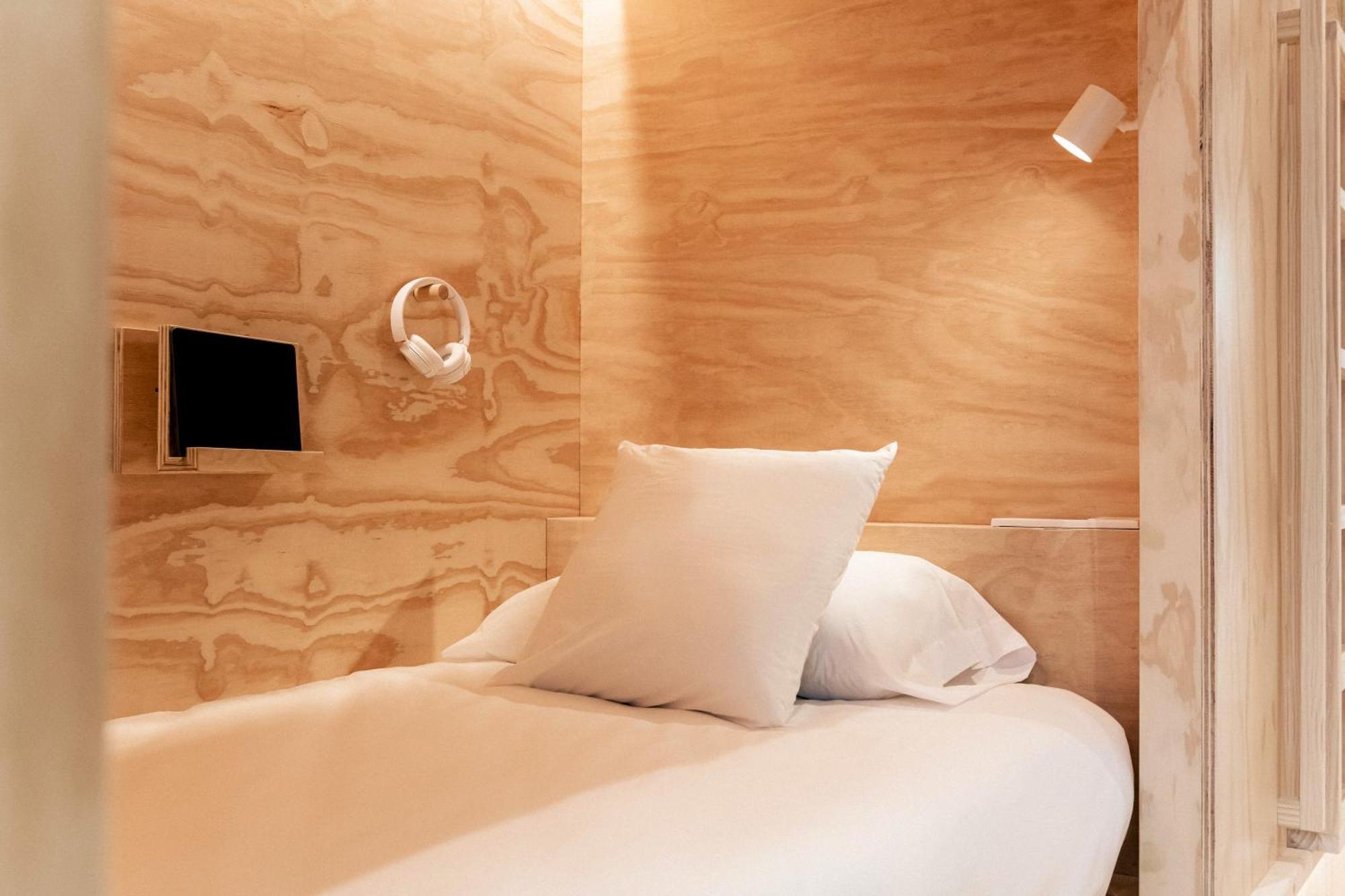 Single Bed Dormitory Room