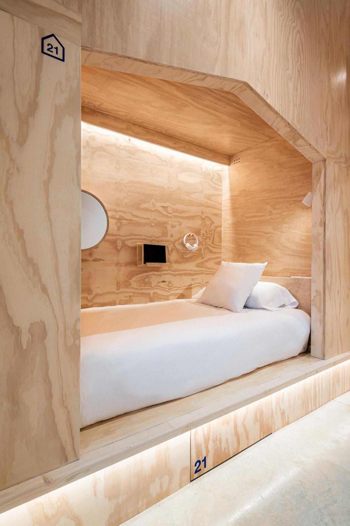 Single Bed Dormitory Room