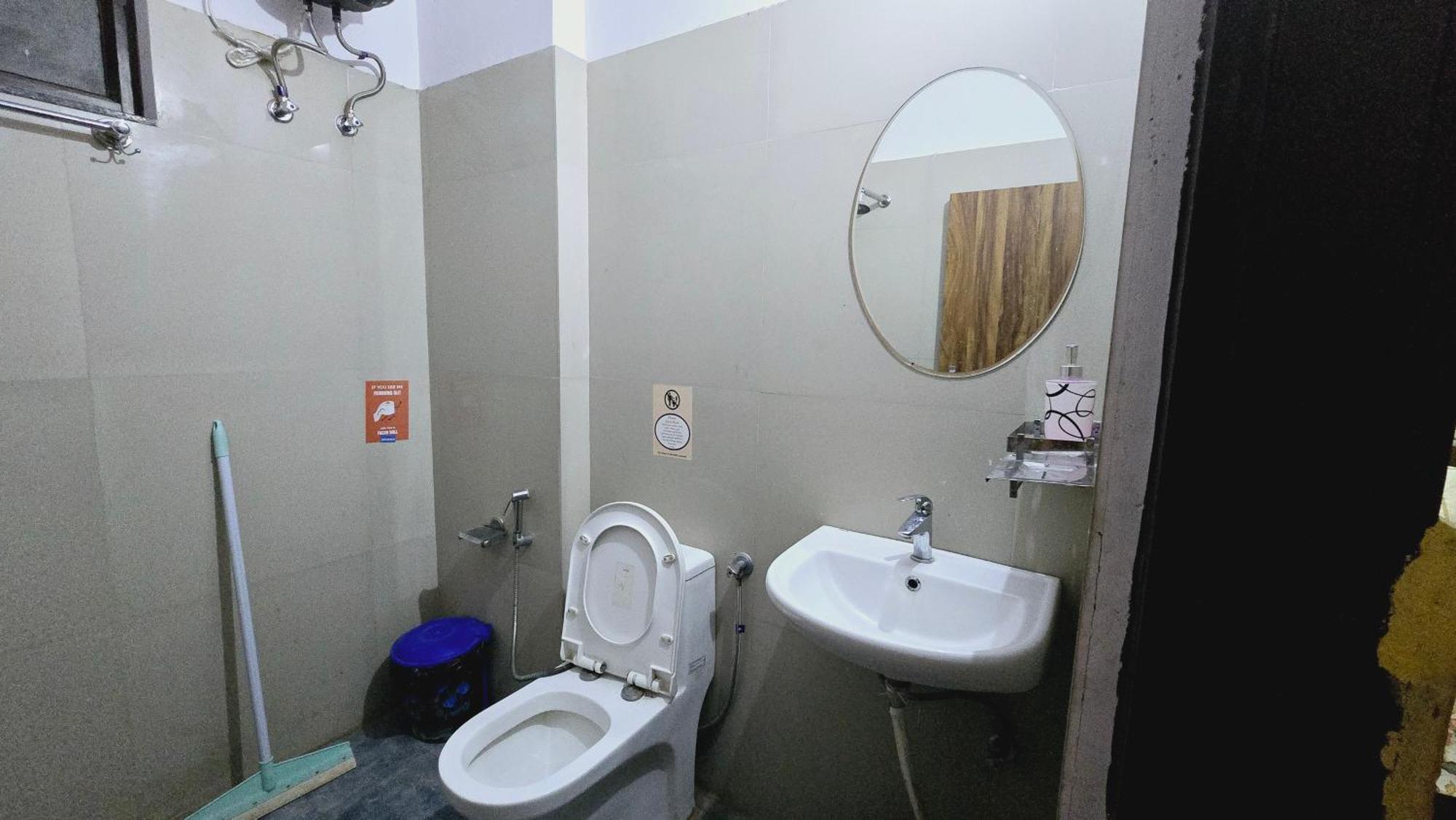 Family Room,1634382614:JPEG