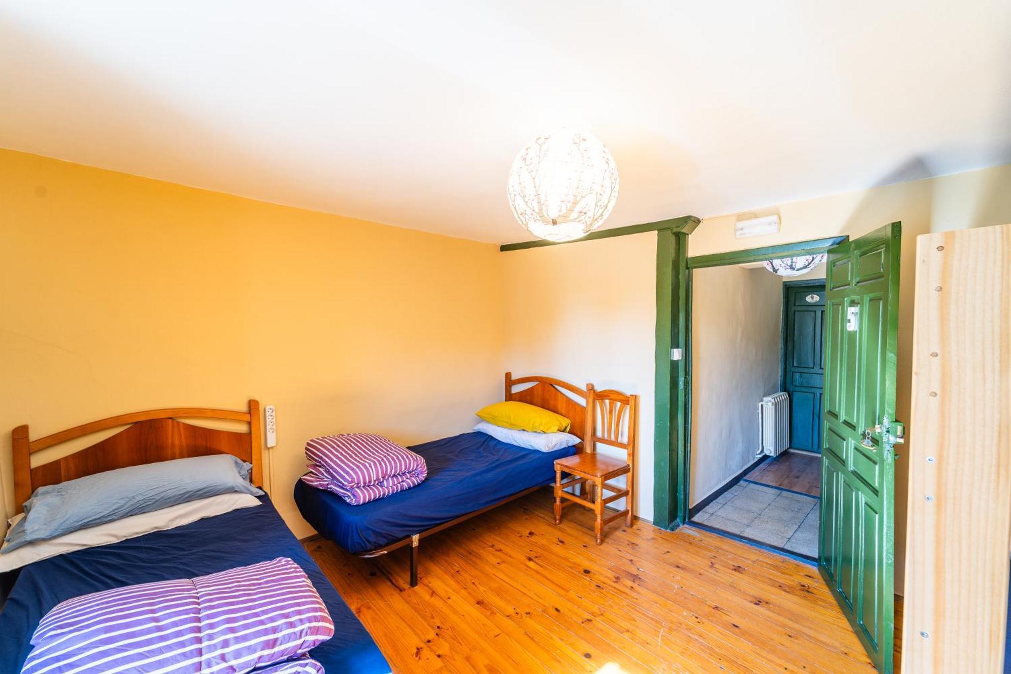 Bed 4-Bed Dormitory Room