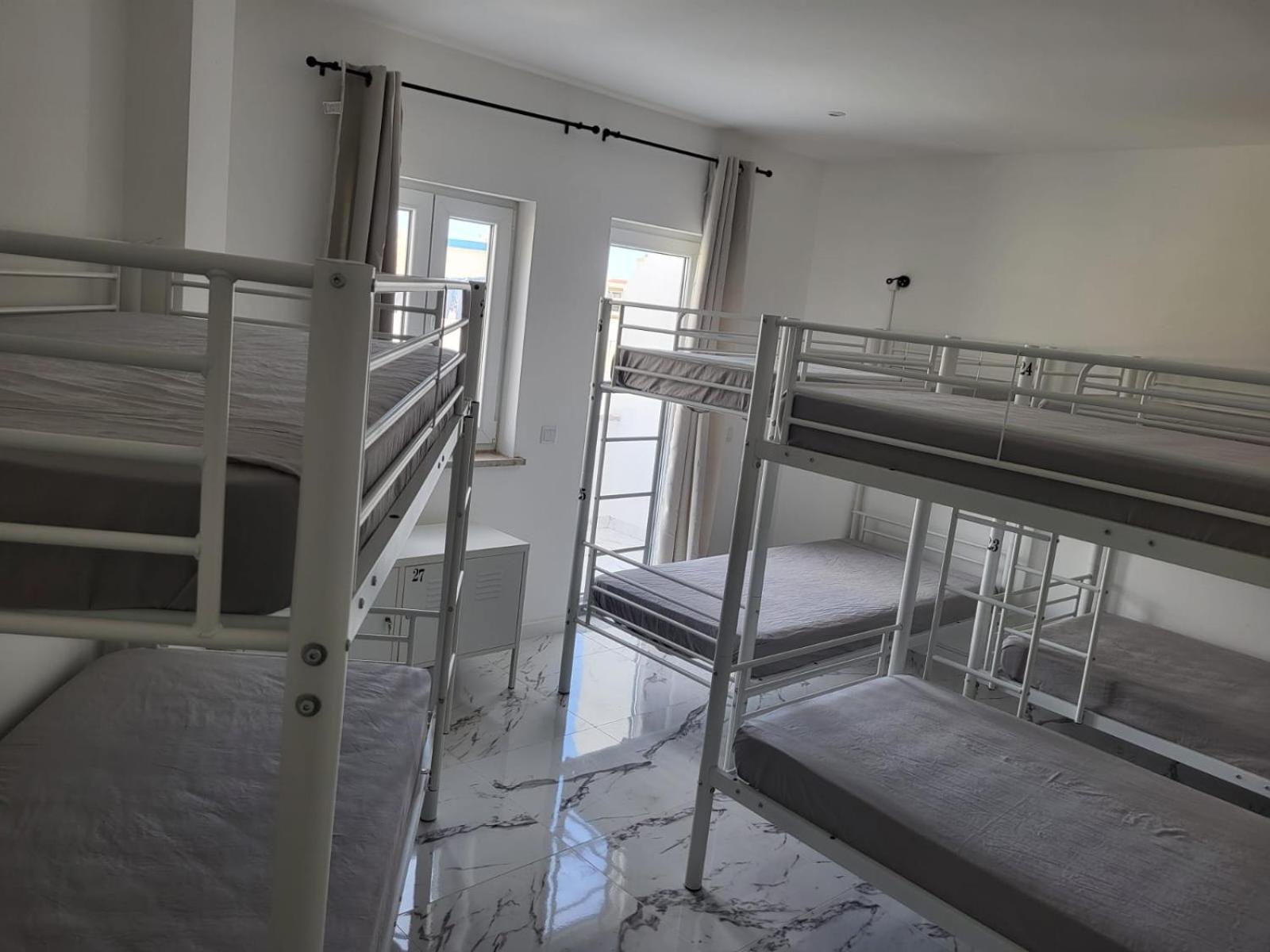 Gemengde Slaapzaal met 8 Bedden