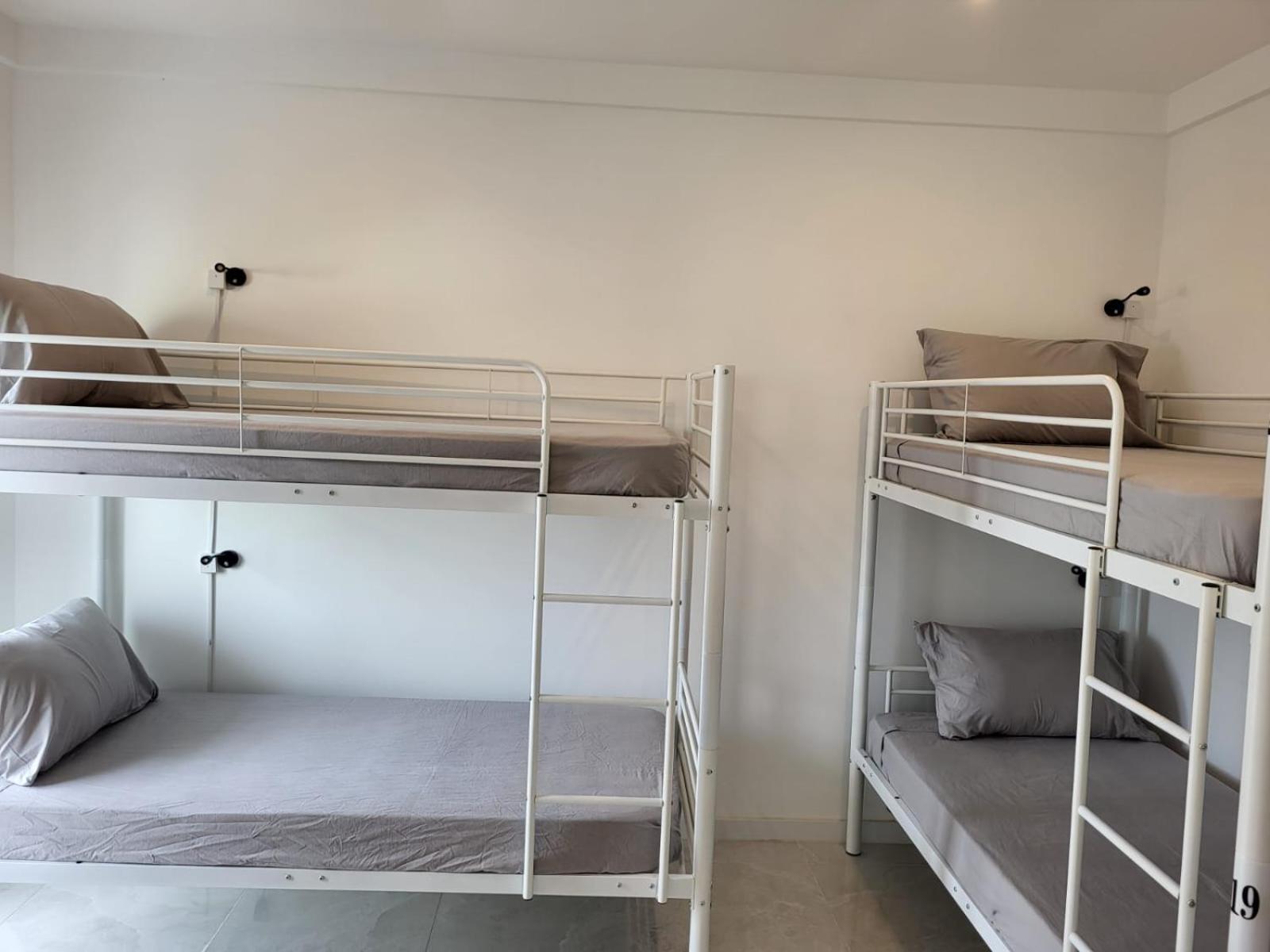 Vrouwenslaapzaal met 4 Bedden