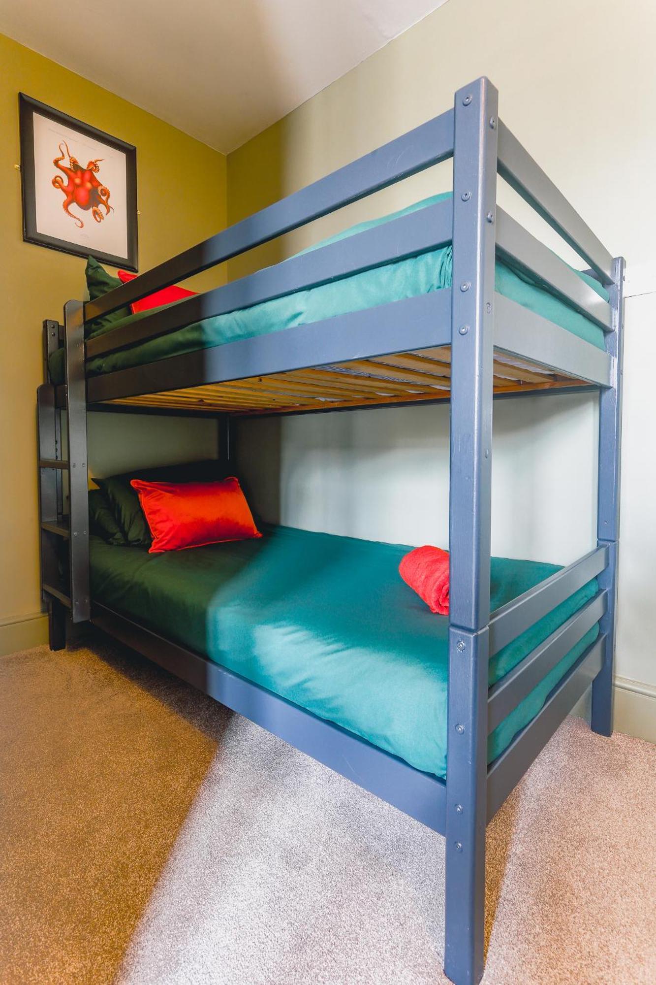 Deluxe Family Suite