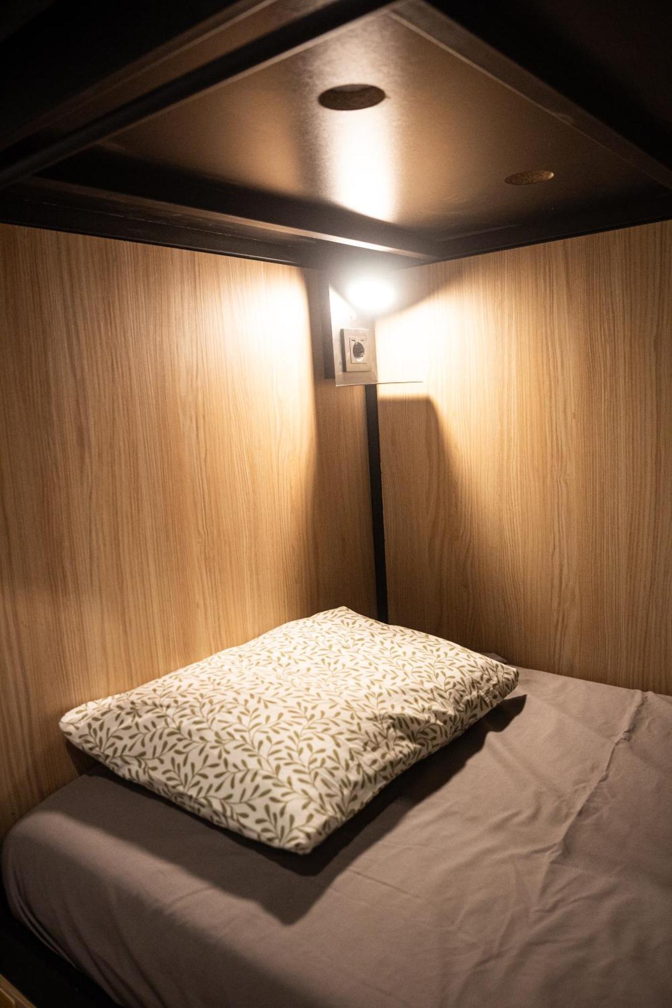 Bed 4-Bed Mixed Dormitory Room