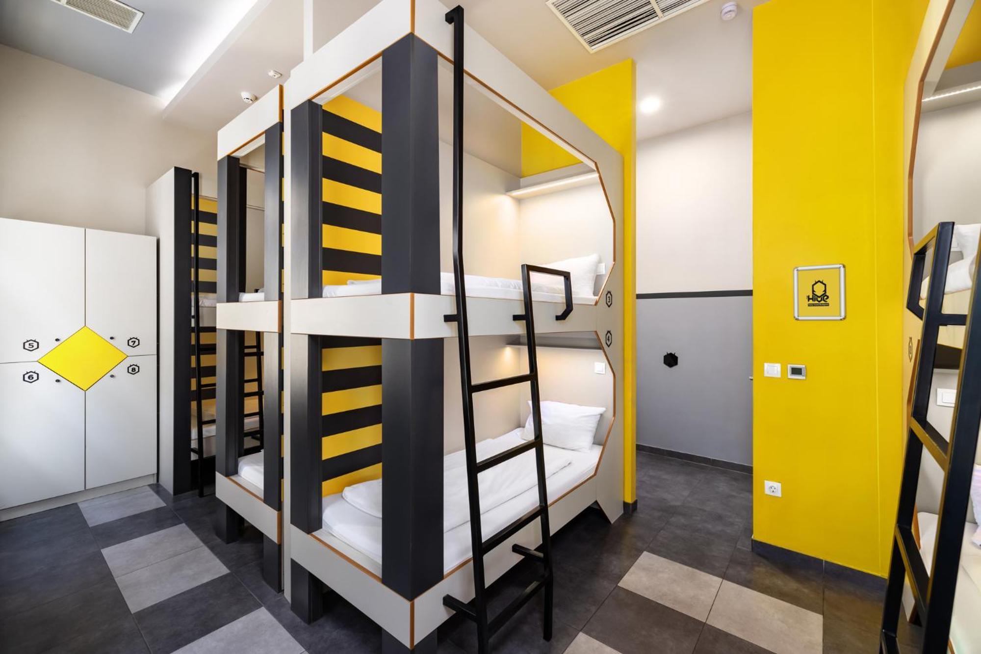 Chambre Privée avec Salle de Bains Privative (8 Adultes)