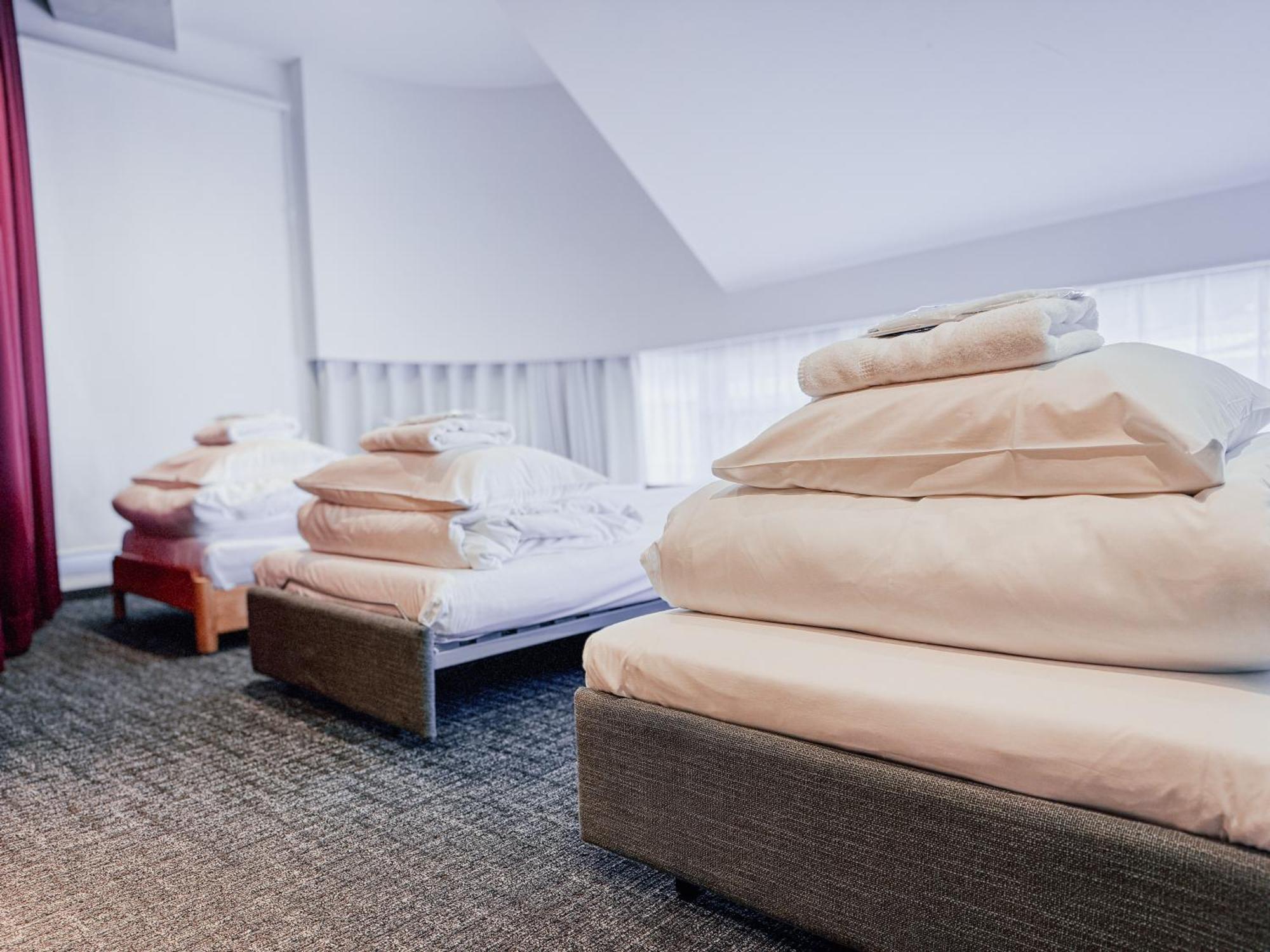 Mixed Dormitory Room