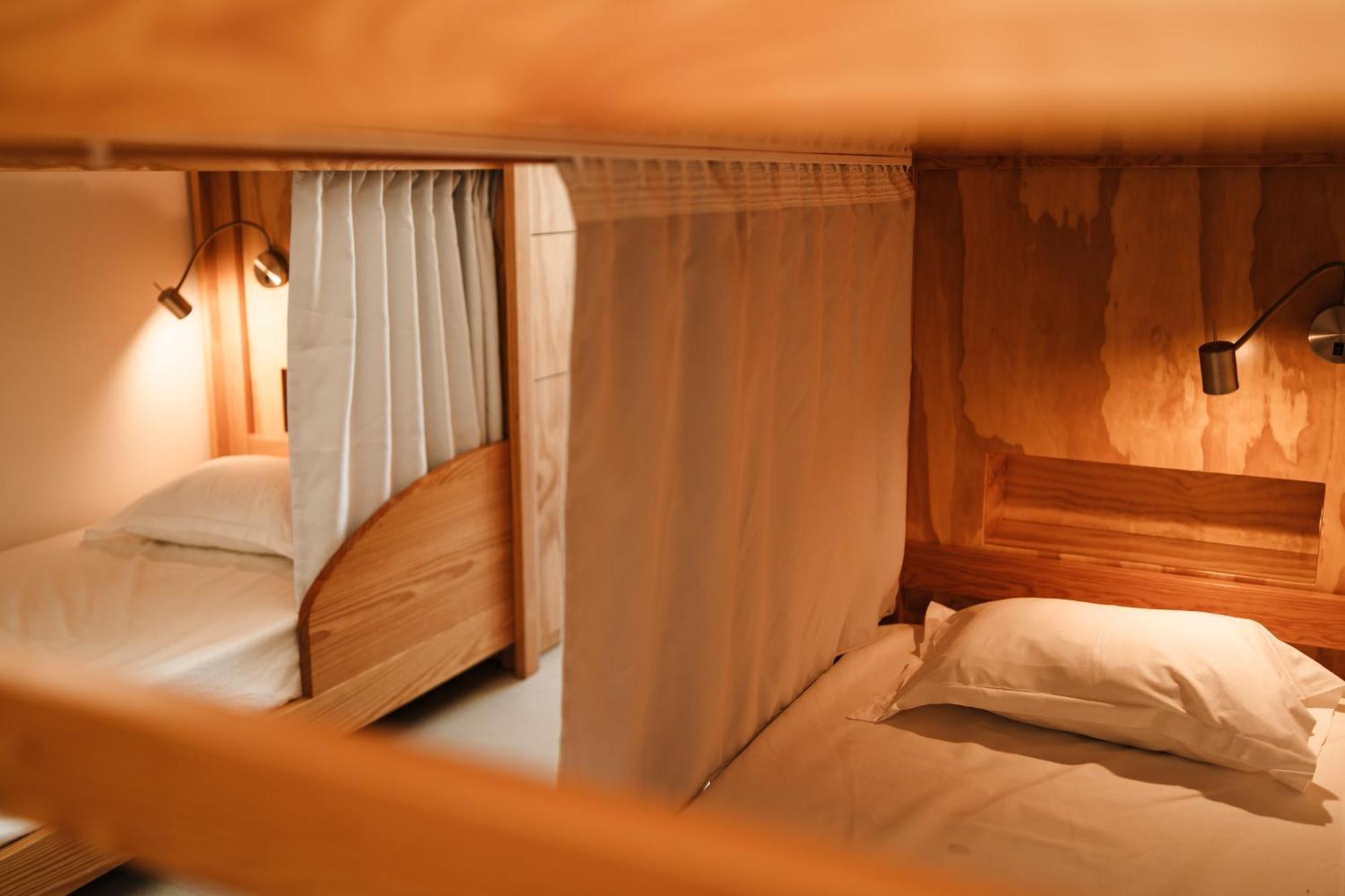 8-Bed Mixed Dormitory Room