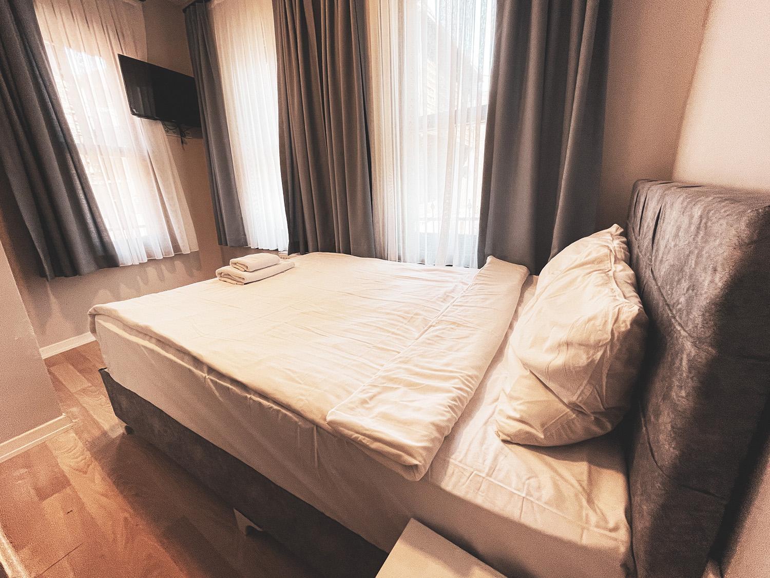 Double Room with Private Bathroom,1668062264:JPEG