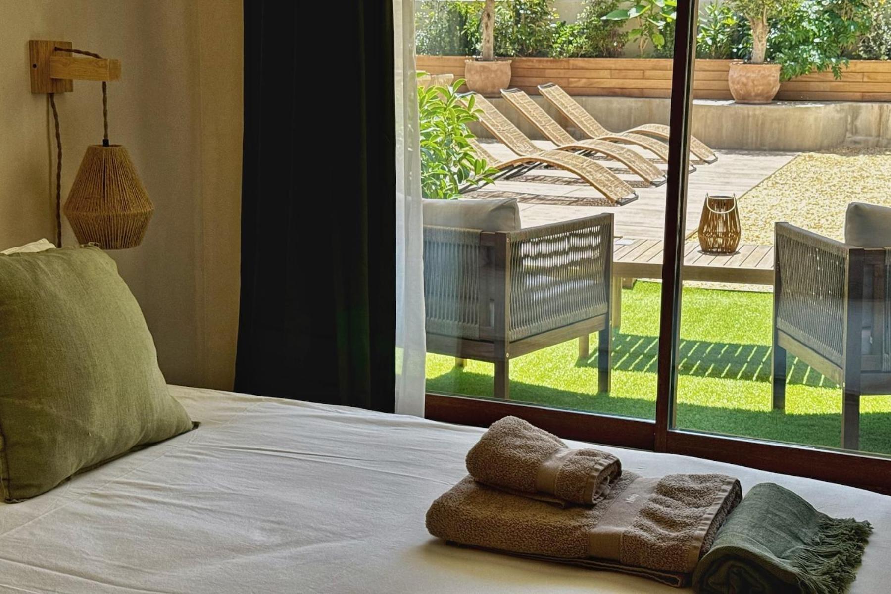 Double Room Private External Bathroom