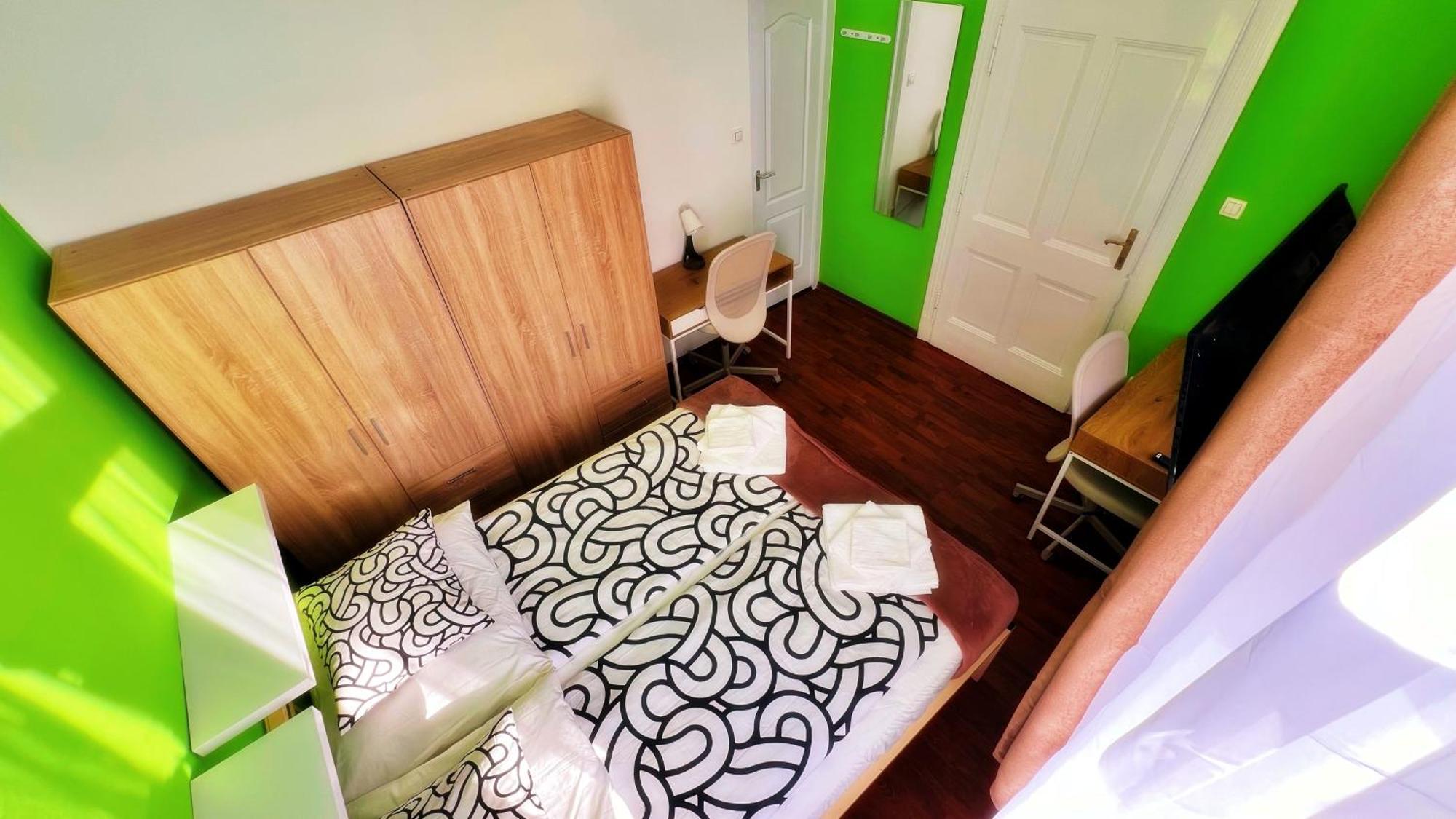 Double Room with Private Bathroom,1679579867:JPEG