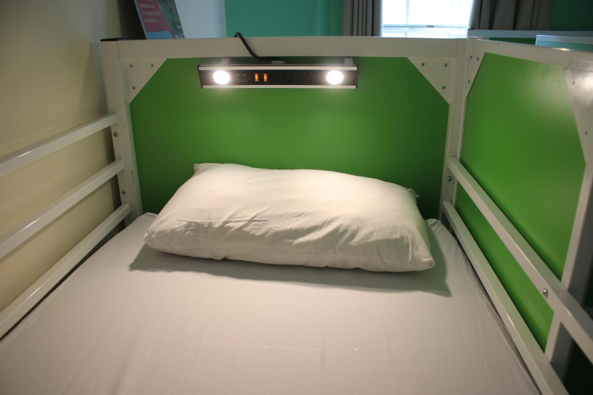 8-Bed Private Room,1681758381:JPEG