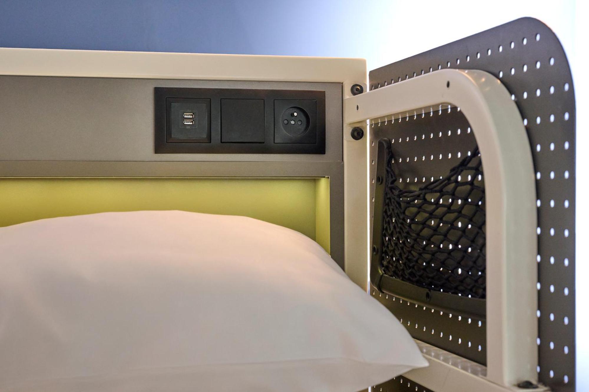 Bed 10-Bed Mixed Dormitory Room