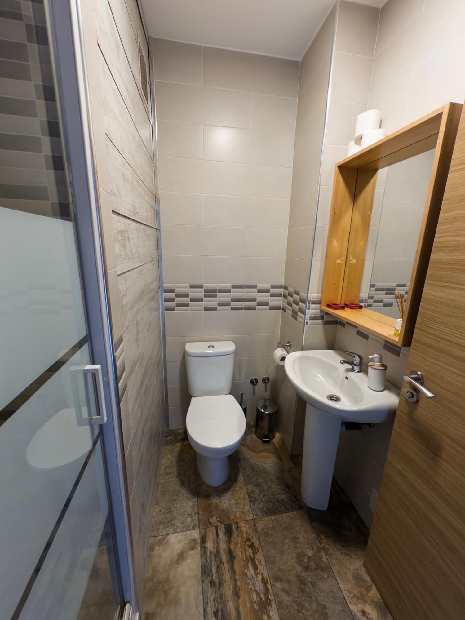 Mixed Dormitory Room