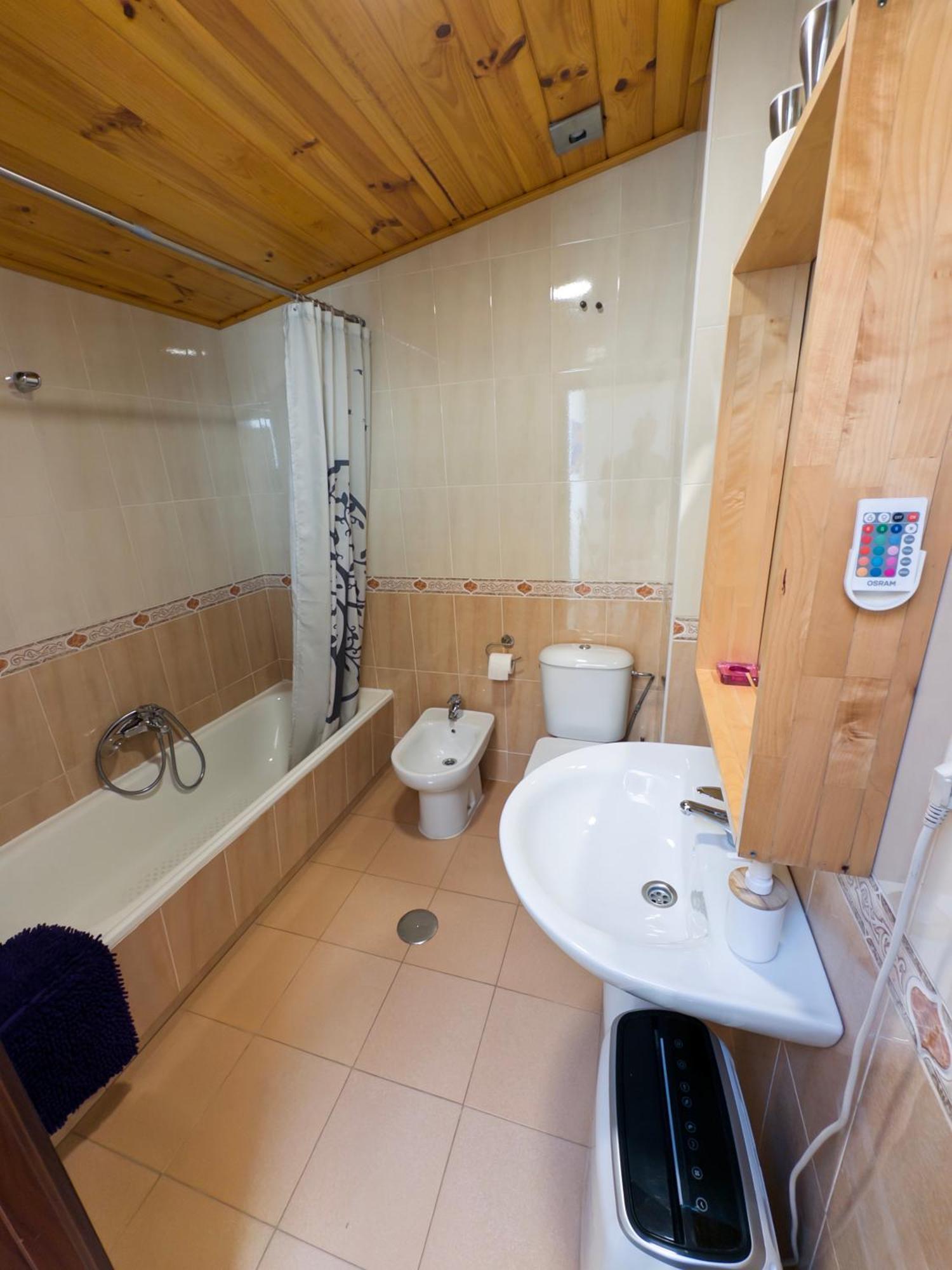 Double Room Private Bathroom