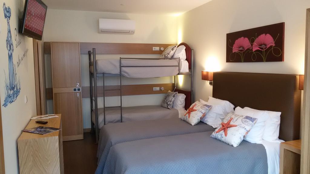 Family Room with Private Bathroom,170143275:JPEG
