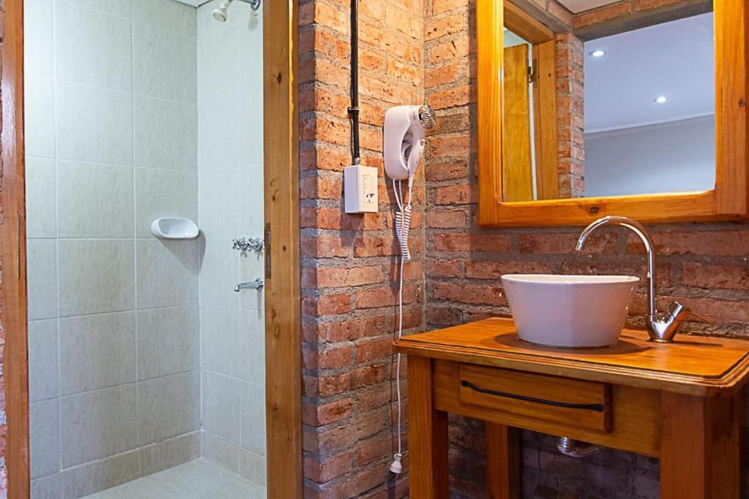 Double Room Private Bathroom