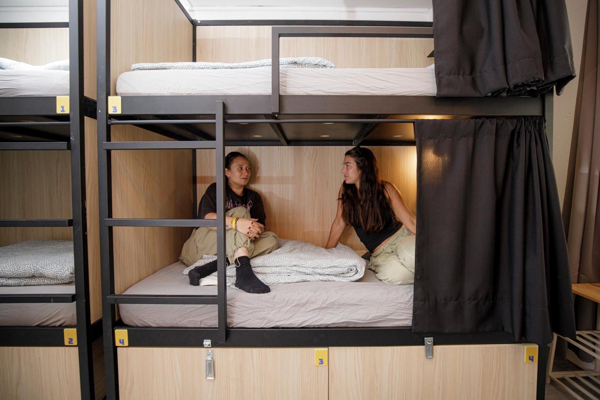 Bed 4-Bed Mixed Dormitory Room