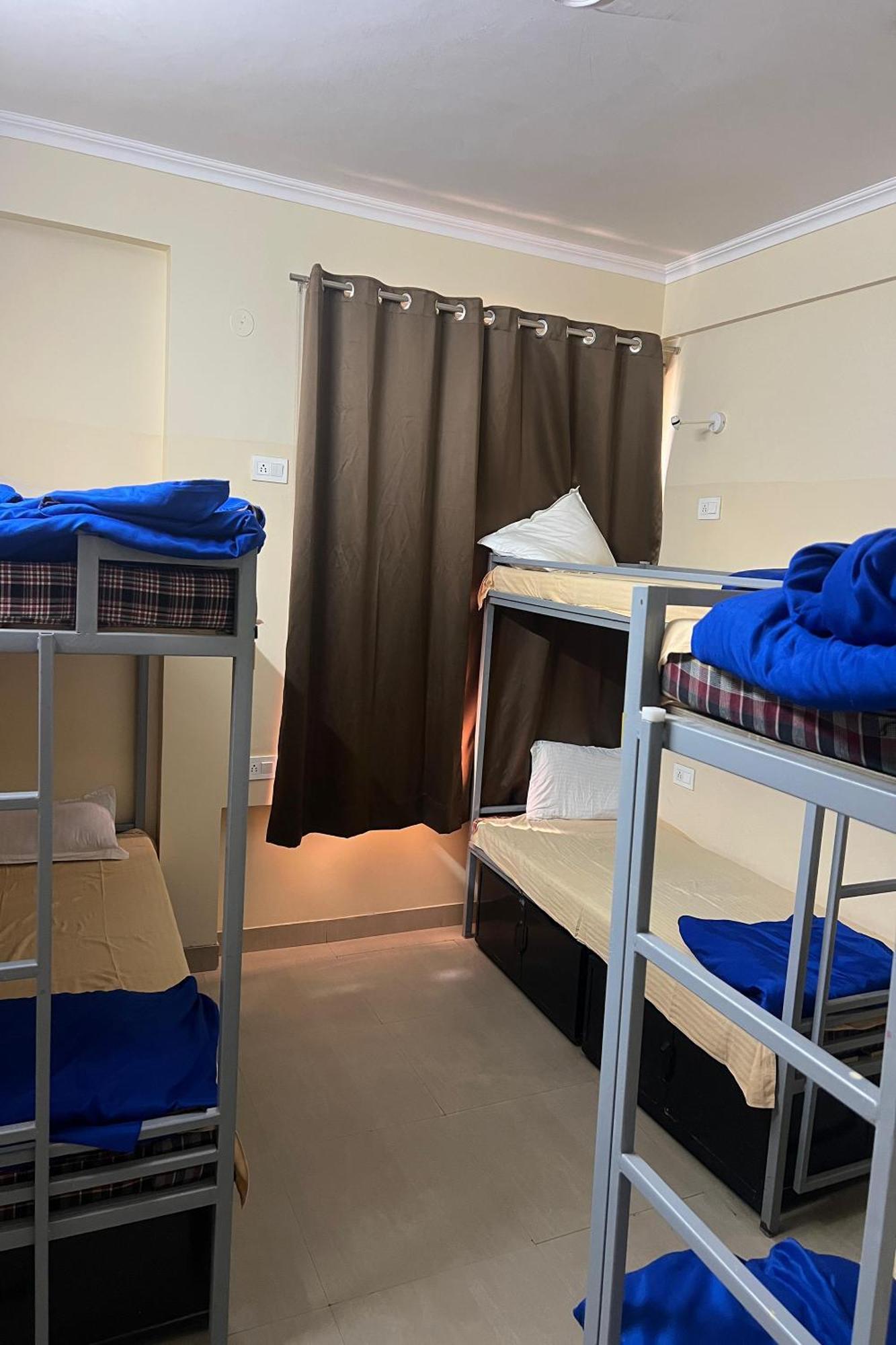 Bed in 6-Bed Mixed Dormitory Room