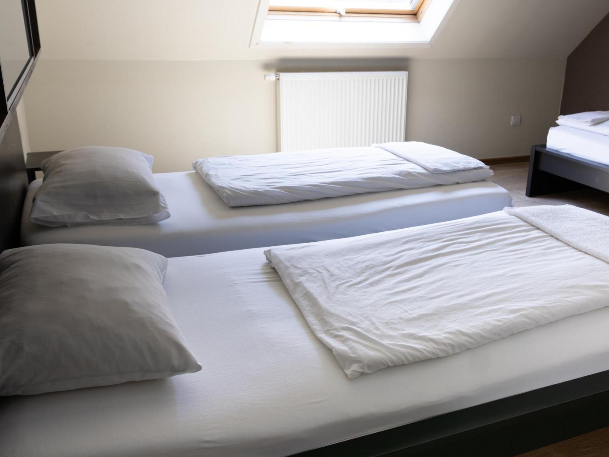 Triple Room with Private Bathroom,1722953777:JPEG