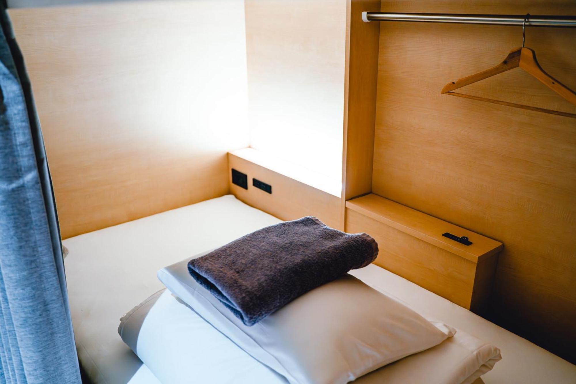 Bunk Bed Mixed Dormitory Room,1722988332:JPEG