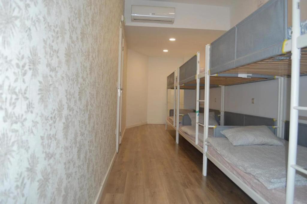 Habitación Compartida Mixta