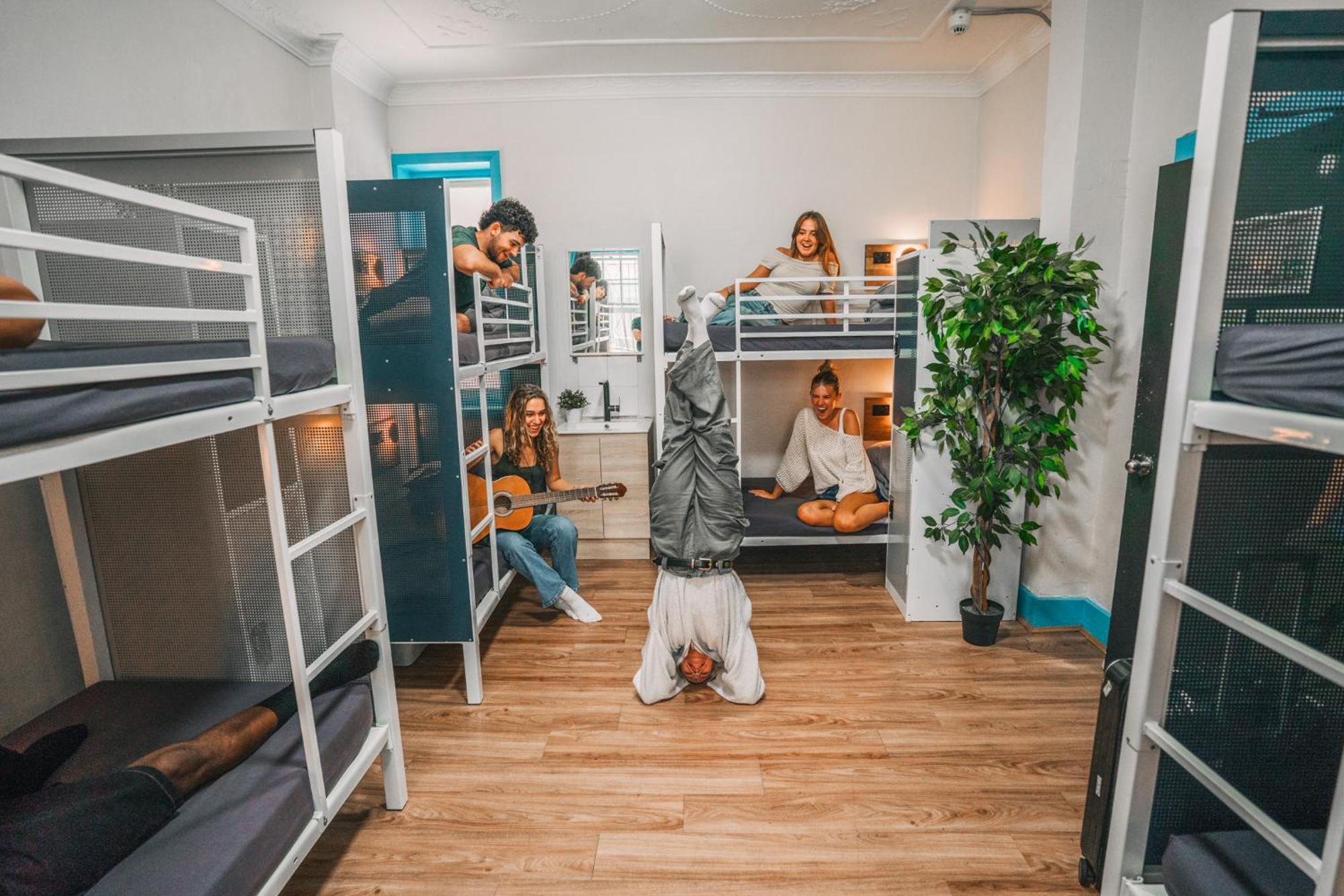 Bed in 8-Bed Mixed Dormitory Room