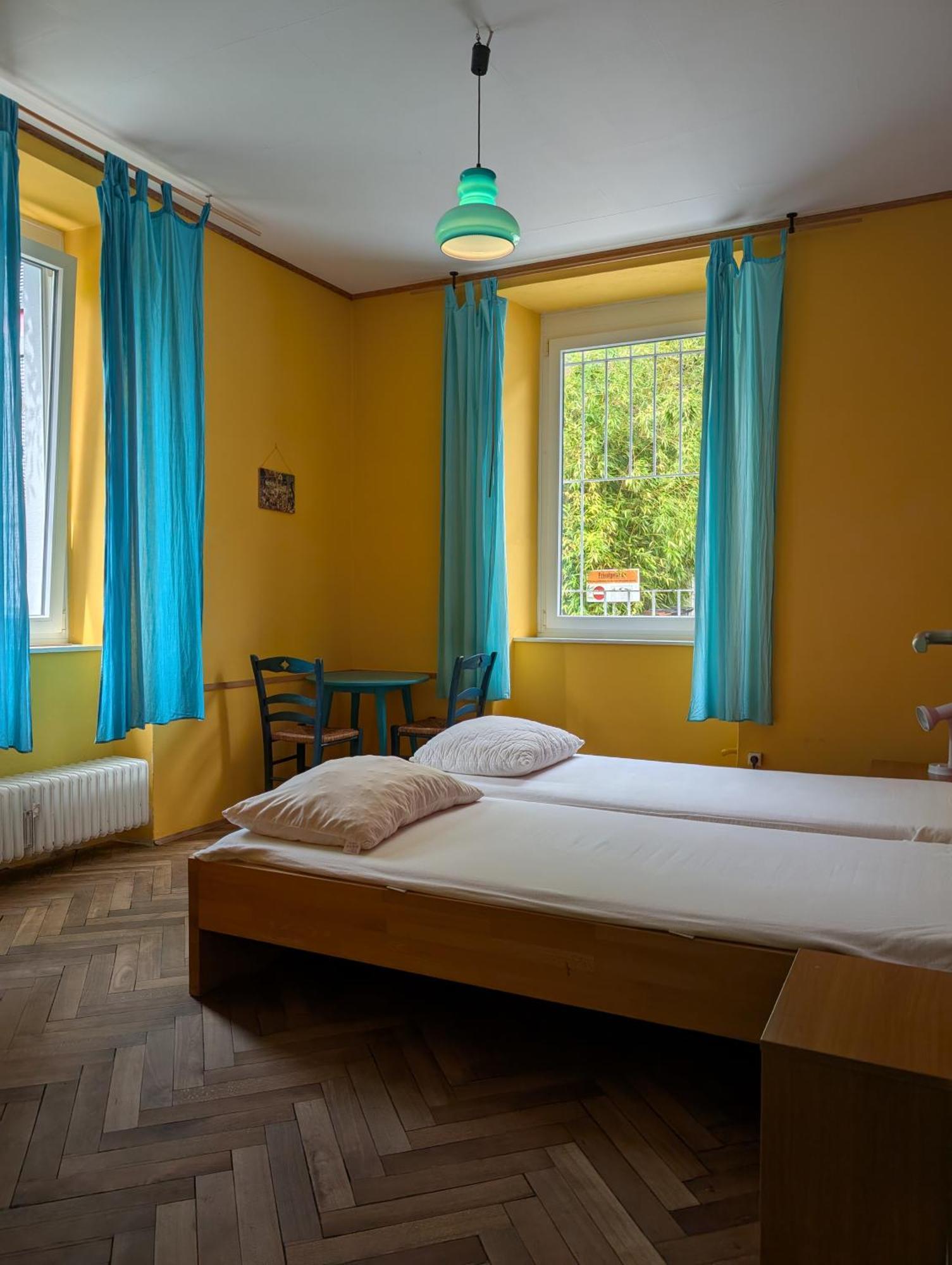 Doppelzimmer mit Gemeinschaftsbad