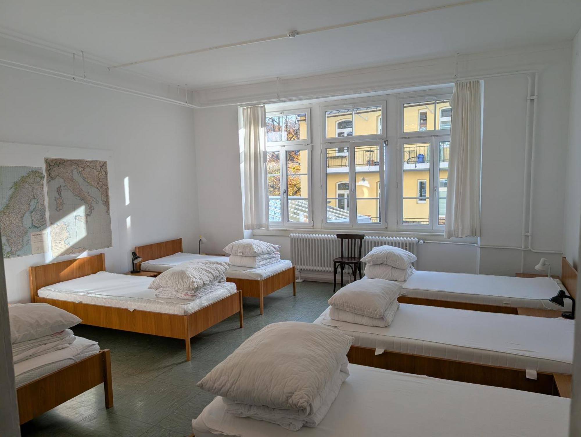 Bett im 6-Bett-Schlafsaal