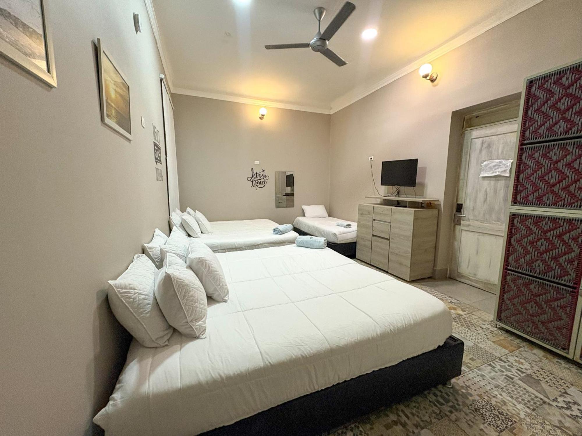 Classic Quadruple Room