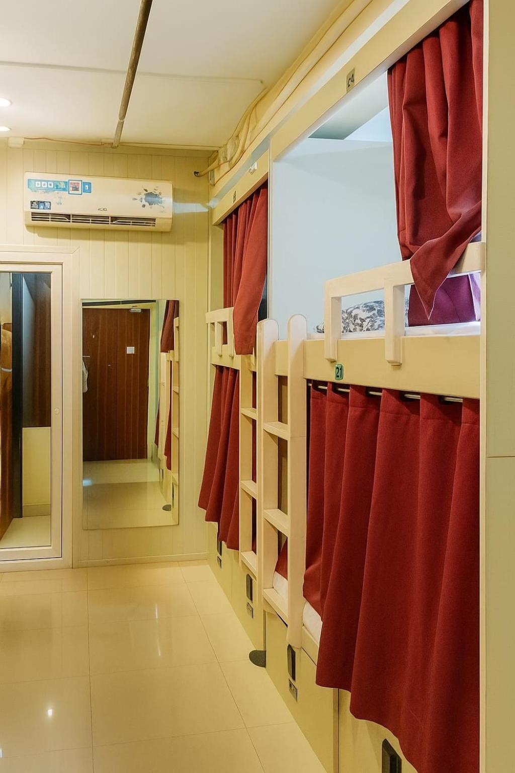 Bunk Bed Mixed Dormitory Room
