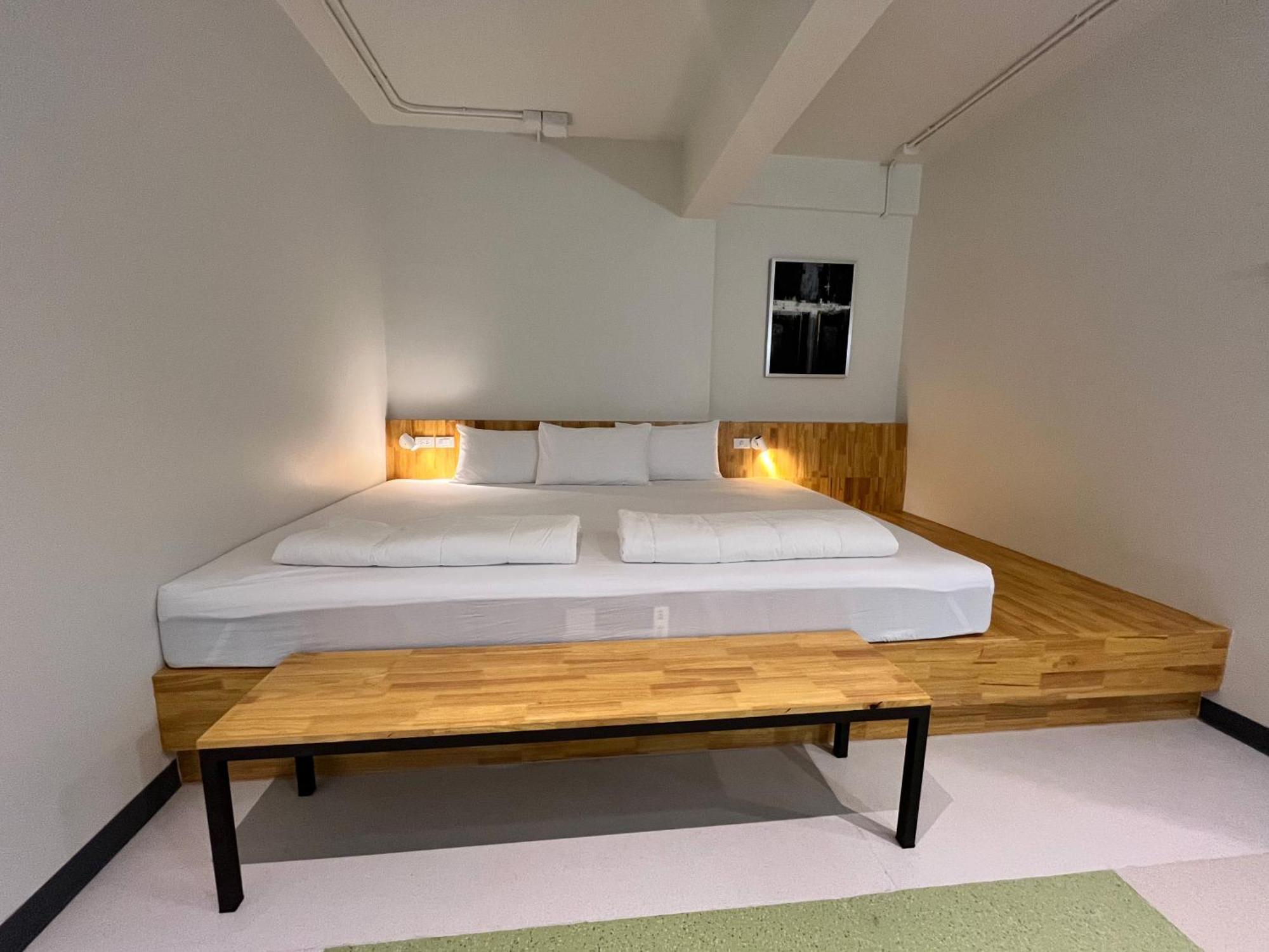 Family Room with Private Bathroom,1744472779:JPEG