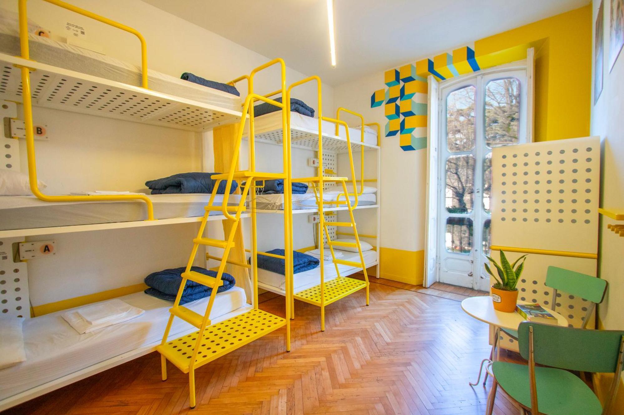 Bed 6-Bed Mixed Dormitory Room
