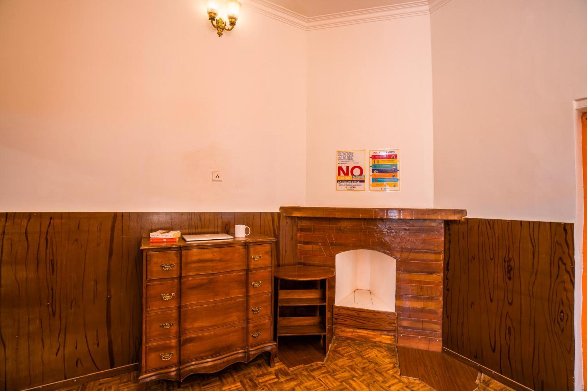 Heritage Private Room Ensuite Bathroom