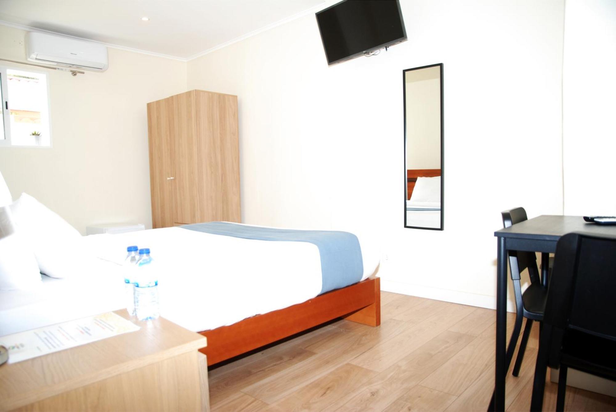 Double Room Private Bathroom
