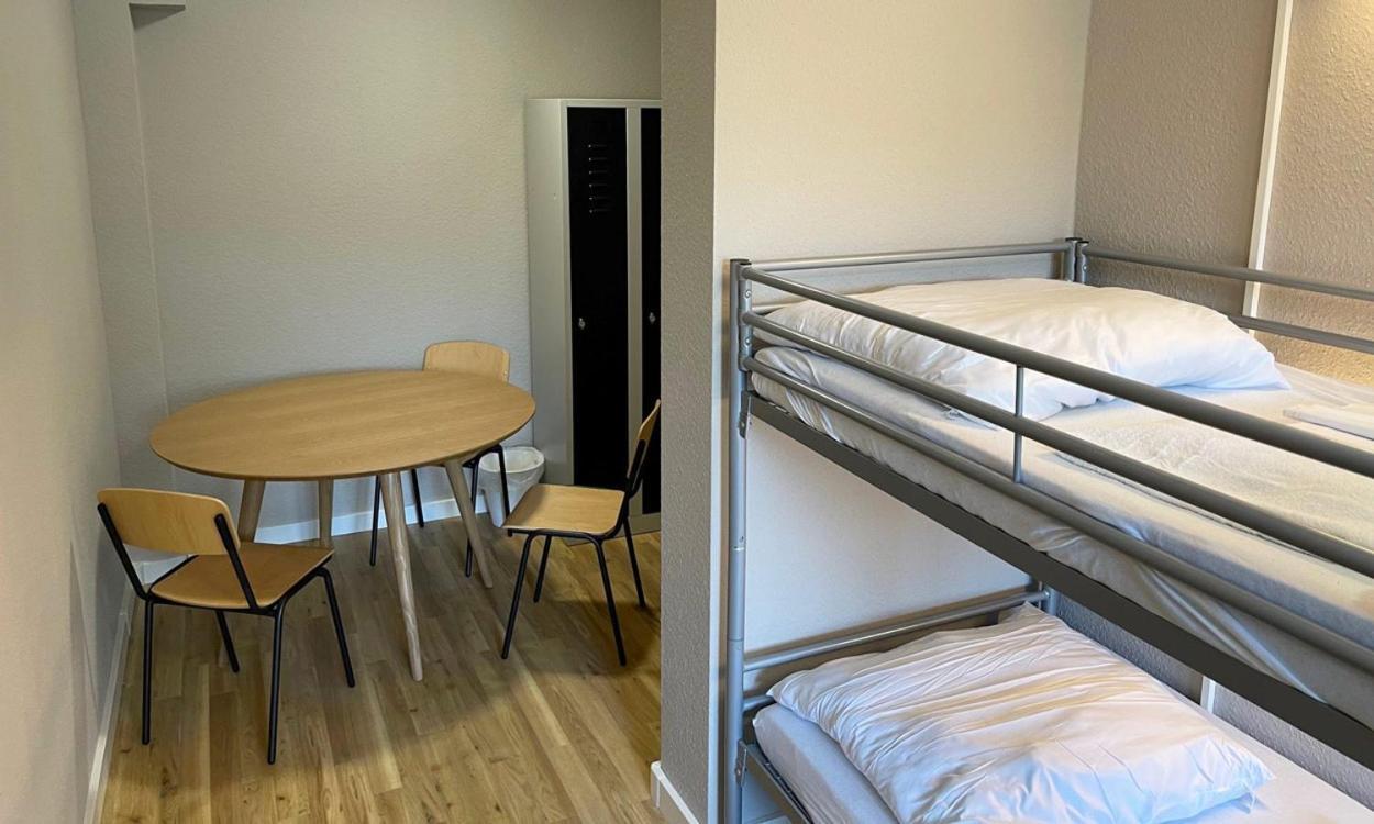 Zweibettzimmer mit Gemeinschaftsbad