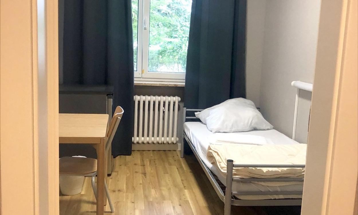Einzelzimmer mit Gemeinschaftsbad